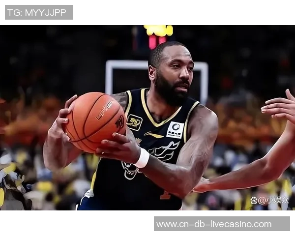 吉伦沃特双双发威八人得分上双助广东轻松战胜四川收官四连胜