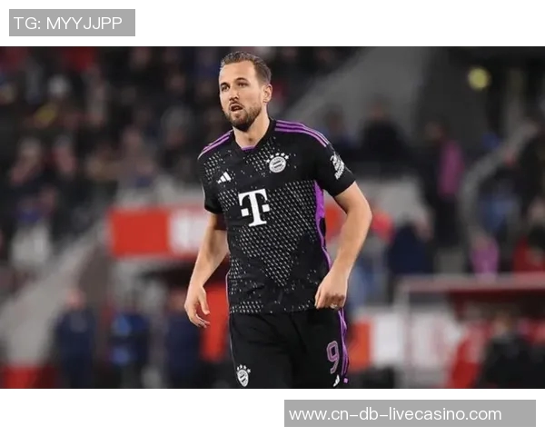 拜仁慕尼黑与曼联巅峰对决谁能在欧冠赛场上笑到最后